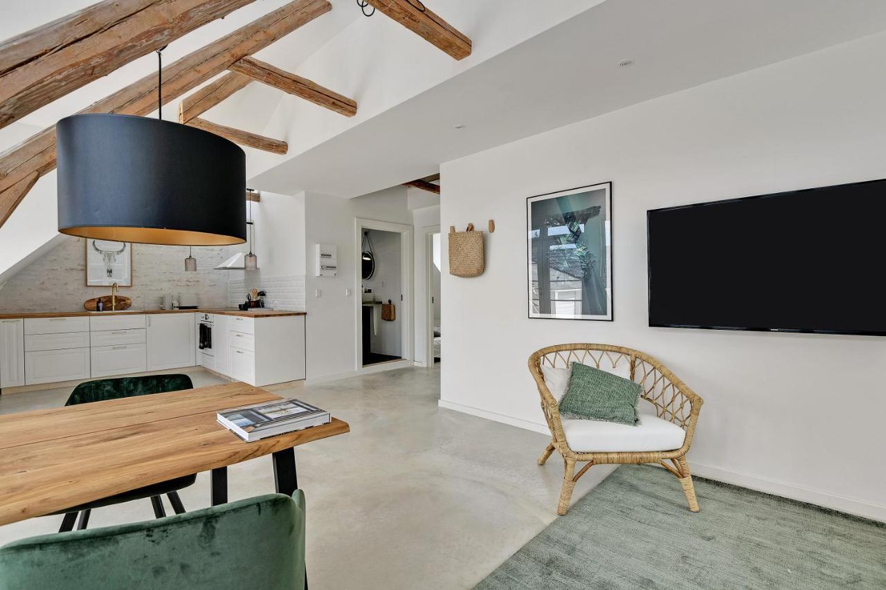 Sunny 1St Floor Apartment Тісвіллелейе Екстер'єр фото